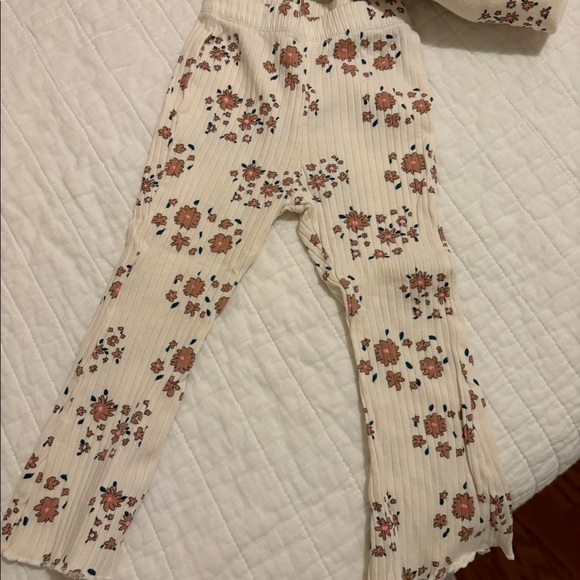 Zara Toddler Sweat Set - Picture 2 of 3